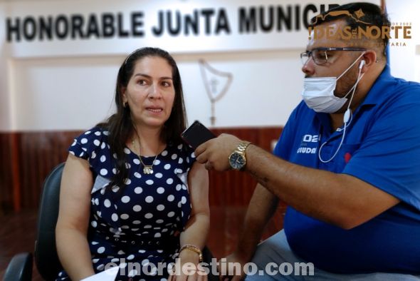 La licenciada Mahiba Carolina Yunis de Acevedo es la intendenta interina de Pedro Juan Caballero. Según trascendidos, no descarta renunciar nuevamente al cargo para postularse al ejecutivo municipal. (Foto: Diego Lozano para Ideas del Norte Consultora Publicitaria).
