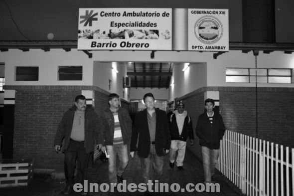 Gobernador de Amambay Pedro González verifica mejoras introducidas en el puesto de salud del barrio Obrero