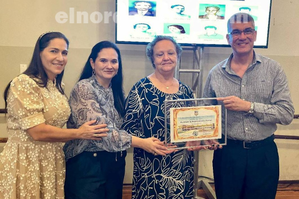 “De Italia a Paraguay: Encuentro de los descendientes de don Antonio Penzo y doña María Santagiuliana fue un encuentro de los descendientes, en el que se recordó el aporte de esa familia de inmigrantes Italianos. (Foto: Municipalidad de Pedro Juan Caballero).