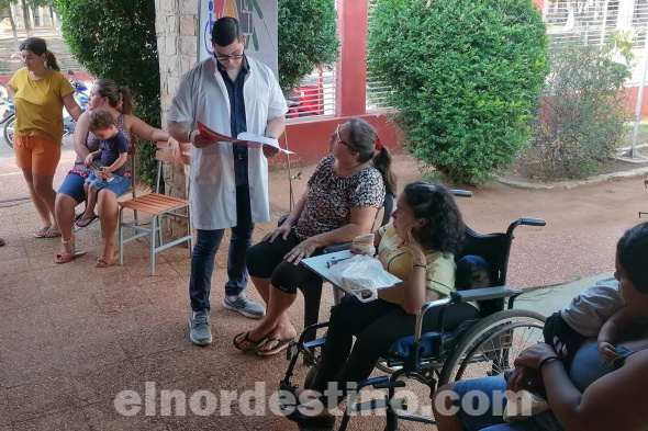 Más de cuarenta personas con discapacidad del distrito de Yataity, departamento de Guairá recibieron atención integral. La Filial Villarrica brindó asesoramiento y se aprovechó la ocasión para acercar varios servicios. (Foto: Secretaría Nacional por los Derechos Humanos de las Personas con Discapacidad).