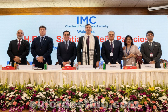 El entendimiento entre ambas compañías representa un paso estratégico que consolida el compromiso del país con la energía limpia, la innovación industrial y el posicionamiento del Paraguay como un referente global en producción sostenible. (Foto: Facebook de Juancho Acosta).