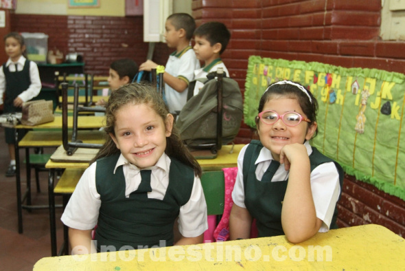 La inclusión de protagonistas de diferentes estamentos en el estudio y consideración del proyecto “Hambre Cero en las Escuelas” refleja la voluntad de abordar la problemática planteada desde una perspectiva integral y colaborativa, según informaron desde la Presidencia. (Foto: Presidencia de la República del Paraguay).