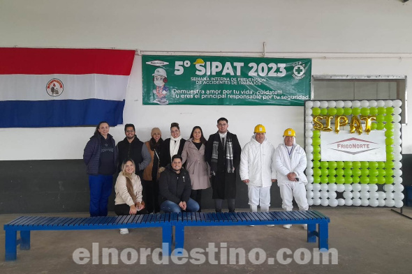 La Liga de Cuidados Paliativos y la Liga de Infectología de Universidad Central del Paraguay participaron de la Charla sobre Prevención de Enfermedades de Transmisión Sexual organizada por la Coordinación de Extensión Universitaria a cargo de la doctora Marcia Villa Alta. (Foto: Gentileza).