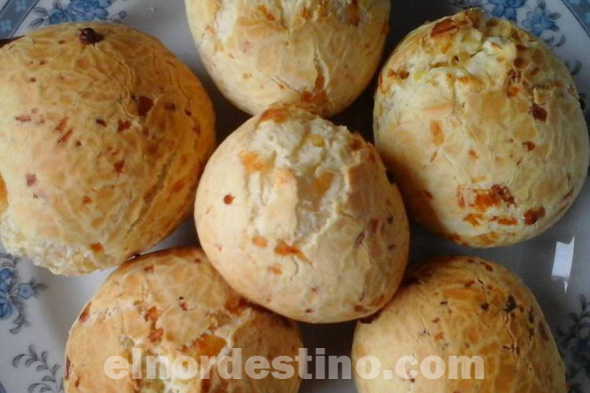 La chipa tiene raíces profundas en la historia indígena de Paraguay, con influencias de las tradiciones guaraníes. Su nombre proviene del término guaraní “chipá”, que hace referencia a un alimento hecho con almidón. (Foto: Delicatessen).