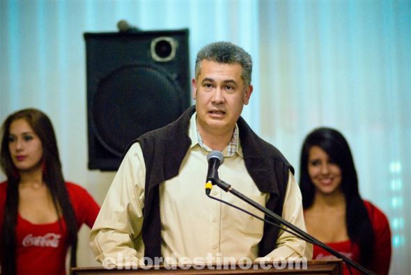 El intendente municipal de Pedro Juan Caballero José Carlos Acevedo resaltó la importancia de la muestra ganadera. (Foto: Diego Lozano). 