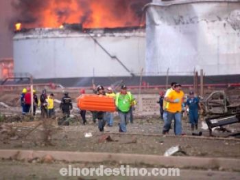 Hay explosiones en las válvulas de seguridad que producen alarma en la población, pero ya se está controlando la situación. Ya no se está evacuando. (Foto: Héctor Silva).