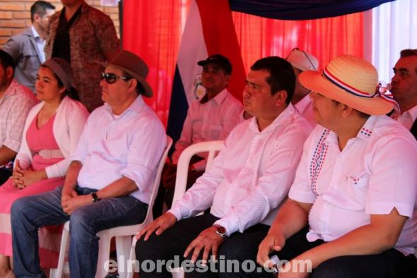 Para completar los servicios hacia la comunidad de Karapaí en este Día de Gobierno organizado por la Oficina Parlamentaria del diputado Juan Silvino “Juancho” Acosta, una gran cantidad de entidades públicas se hicieron presentes. (Foto: Gentileza).