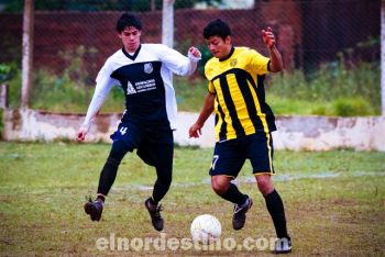 El goleador Alberto Florentín tuvo un par de ocasiones de contraataque, pero esta vez no pudo convertir. En la fecha anterior logró un  “hat trick” frente al Aquidabán. (Foto: Diego Lozano).
