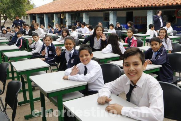 Las instituciones educativas de gestión oficial iniciarán sus actividades el lunes 12 de Febrero. Este calendario también determina los periodos de receso para el 2024 como son los de Semana Santa y el de invierno. (Foto: Ministerio de Educación y Ciencias).