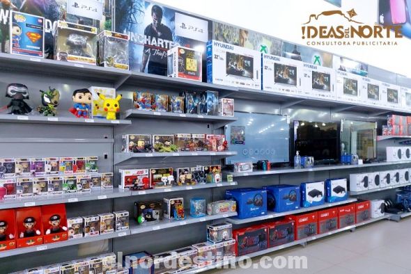 Planet Outlet seguirá siendo una muy buena elección a la hora de pasear y hacer compras. Con amplio estacionamiento, seguridad, y un enorme patio de comidas climatizado, locales y turistas eligen todo el año visitar el primer outlet de Paraguay. (Foto: Diego Lozano para Ideas del Norte Consultora Publicitaria).