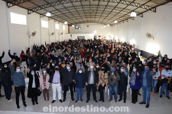 El candidato a intendente municipal por la Lista 2 José Carlos Acevedo dijo estar satisfecho por el resultado de la reunión, y destacó tanto el esfuerzo de los organizadores como la respuesta de la dirigencia liberal que apuesta por la continuidad para el desarrollo. (Foto: Gentileza).