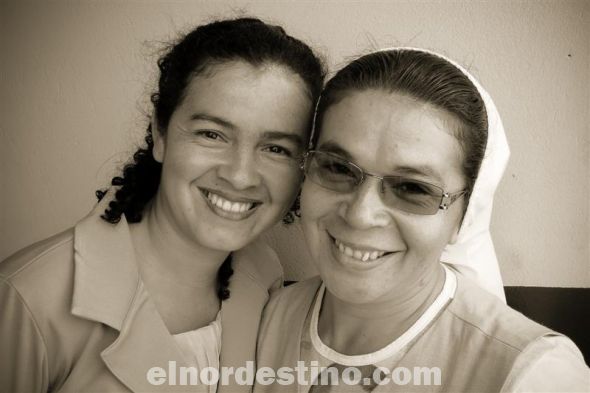 La profesora Doralina Alves y la Hermana Profesora Celina Pérez forman parte de la historia del “Centro Educativo y de Rehabilitación “Amor y Esperanza”. Forman parte del excelente grupo humano que viene dando todo por la institución desde hace mucho tiempo. (Foto: Diego Lozano).