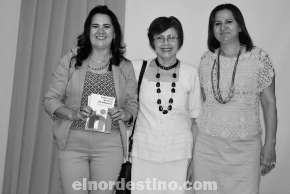 Se presentó la Antología Bilingüe de Amambay en el nuevo centro cultural de la sede del gobierno departamental