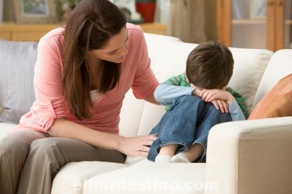 Al contrario de otras especies, los humanos tenemos emociones mezcladas. Por lo tanto ser mala por un tiempo, no es grave ni para ustedes, ni para sus hijos. Al contrario, es bueno para la relación (Foto: Guiainfantil.com).