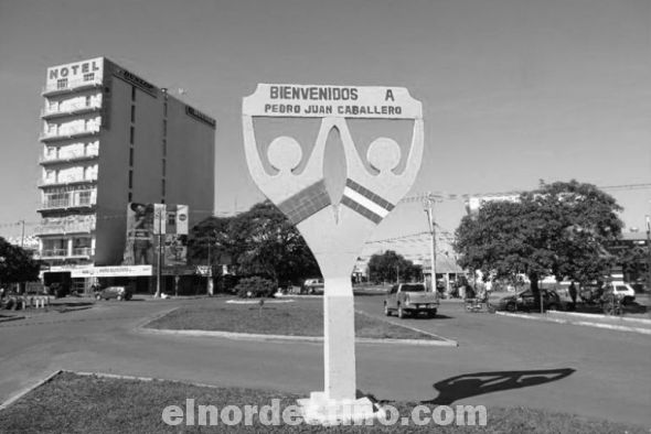 La Junta Municipal de Pedro Juan Caballero había aprobado la intervención de la Municipalidad en el mes de Enero del año en curso, en sesión ordinaria. Entre los argumentos del grupo de concejales propulsores del pedido de intervención existirían supuestas irregularidades. (Foto: Diego Lozano).