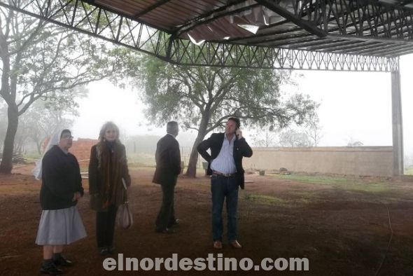Gobernador de Amambay fue a verificar daños en tinglado de la escuela Nuestra Señora del Rosario de Pedro Juan Caballero