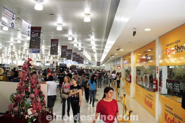 Exitoso suceso comercial del “Black Friday Salto” durante el pasado fin de semana