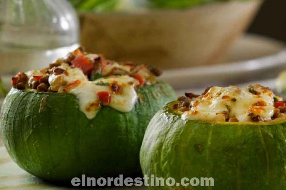 El calabacín es una hortaliza de bajo aporte calórico gracias a su alto contenido en agua. Además, contiene fibra que ejerce un efecto de saciedad. Por ello se considera un alimento idóneo en dietas de control de peso. (Foto: Cocina Rica). 