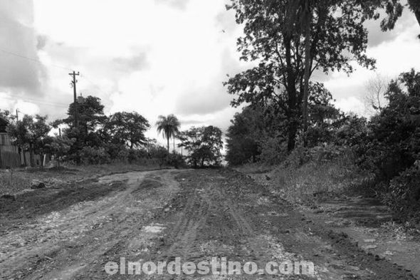 Secretaría de Obras de la Gobernación de Amambay intensifica arreglo de caminos en el departamento