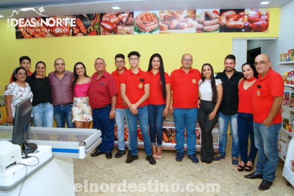 Con una intimista reunión familiar Paradeda Representaciones inauguró su local de ventas al por mayor y al menudeo