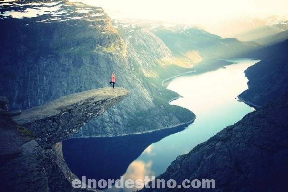 Mantener la calma es permanecer calmados, tranquilos en cualquier situación. Es mantener un estado de paciencia, tranquilidad, serenidad, optimismo; sobre todo en aquellas situaciones donde parece que nos sentimos más desbordados porque nos parece que no somos capaces de controlarla la situación. (Foto: Divulgación).