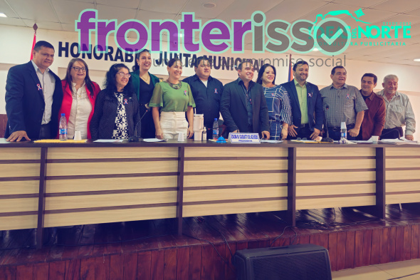 La concejala licenciada Larissa Paola Winckler Benítez es una joven profesional que es esposa, mamá y está esperando su segundo hijo. También es precandidata Número 1 por la Lista 2, con posibilidades sólidas de conservar el Número 1 ya por la Lista 1 en las generales de Octubre. (Foto: Facebook de Larissa Winckler).