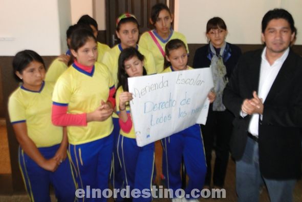 Directores y directoras de escuelas de barrios periféricos acompañarán al gobernador de Amambay a la capital del país