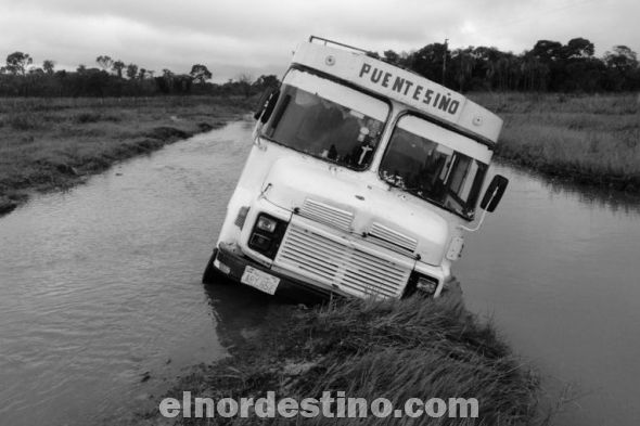 Obras Públicas y Comunicaciones recupera los caminos que aislaban a “Puentesiño” en el Departamento de Concepción