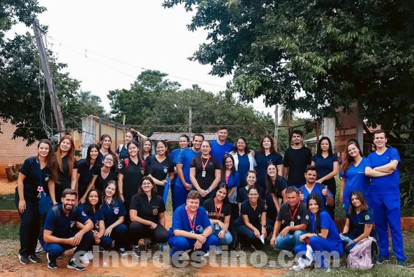 Siempre con el lema “Ayudar al que necesita no sólo es parte del deber sino de la felicidad”, Universidad Central del Paraguay sede Pedro Juan Caballero continúa llegando con servicios de salud a los sectores más carenciados del departamento de Amambay. (Foto: Asesoría de Prensa de UCP sede PJC).