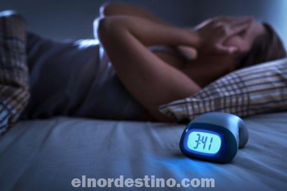La falta de sueño en la actualidad también se relaciona con el estado de ánimo, los problemas personales y el estrés. Esto nos predispone a tener episodios agudos o incluso crónicos de insomnio. (Foto: Nueva Mujer).