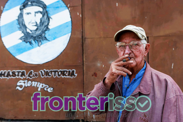 El Revolucionario de los Inocentes: La mayor hazaña de José Peralta fue haber maltratado a sus colegas y rajar en plena sesión 