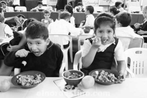 Programan la distribución y organización de la merienda escolar para el 2014 en el departamento de Amambay