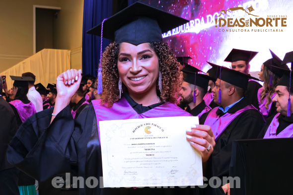 Se realizó el Acto de Colación de Grado de nuevos profesionales médicos egresados de Universidad Central del Paraguay