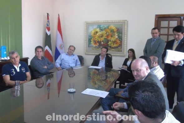 Directivos de la Cámara de Comercio de Pedro Juan Caballero se reunieron con el gobernador de Amambay Pedro González