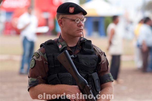 La Policía Nacional desplegó un descomunal sistema de seguridad sin precedentes en el recinto ferial con más de 300 efectivos, 16 patrulleras y ocho motocicletas. (Foto: Diego Lozano).