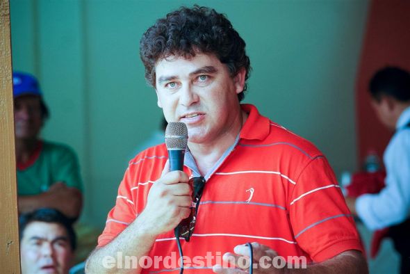 El primer candidato a concejal departamental Vicente “Chico” Carneiro de la agrupación vencedora es también “número puesto” para la Junta Departamental de la Gobernación de Amambay. El médico veterinario badeño es Presidente de la Seccional Colorada de Capitán Bado, donde la lista 4 arrasó. (Foto: Diego Lozano).