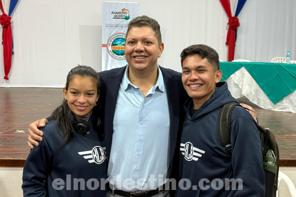 Gobernador Juancho Acosta entregó doscientos subsidios a universitarios provenientes de todos los distritos de Amambay