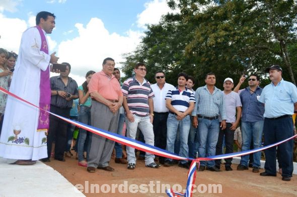 Gobierno de Amambay inaugura obra de construcción de puente sobre el Aquidabán en la colonia Santa Clara