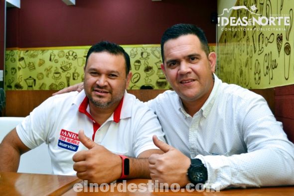 José Núñez, precandidato a la intendencia municipal de Pedro Juan Caballero, compañado del líder del Movimiento Agropecuario Republicano Lista 13 y precandidato al Senado Nacional abogado Marcio Ocáriz. Foto: Diego Lozano para Ideas del Norte Consultora Publicitaria).