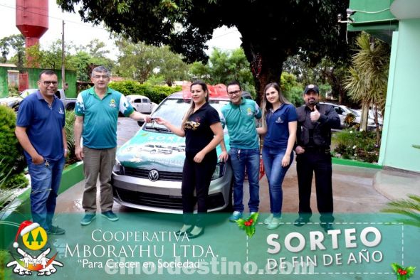 En Bado y Pedro Juan ganaron los dos automóviles cero kilómetro que Cooperativa Multiactiva Mborayhu Ltda. sorteó