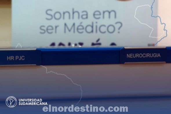 Se realizó la entrega del aporte de contrapartida en el marco del Convenio de Cooperación  Interinstitucional consistió en instrumentales neuroquirúrgicos para la realización de craneotomía, trepanación, coagulación y tunelización al Hospital Regional de Pedro Juan Caballero. (Foto: Facebook de Universidad Sudamericana).