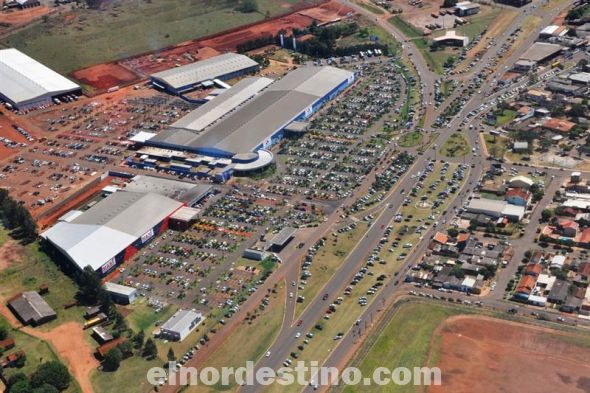 Shopping China de Pedro Juan Caballero resultó electa por quinto año consecutivo como la “Mejor Tienda de Frontera de las Américas”