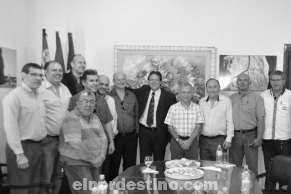 Ministro de Hacienda se reúne con el Gobernador y promete apoyar la compra del inmueble  para el Parque Industrial