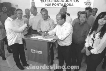 El gobernador Azambuja mencionó que la actitud de la Guarda Civil Municipal de Frontera es un ejemplo a ser seguido por todo el Estado de Mato Grosso do Sul.  (Foto: Departamento de Comunicaciones de la Municipalidad de Ponta Porã).