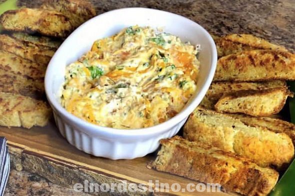 Prepara estas espinacas con queso crema y tocino con esta sencilla receta. Es una guarnición ideal para acompañar cortes de carne, recetas con pollo e incluso, te lo recomiendo como dip. (Foto: Cocina Rica).