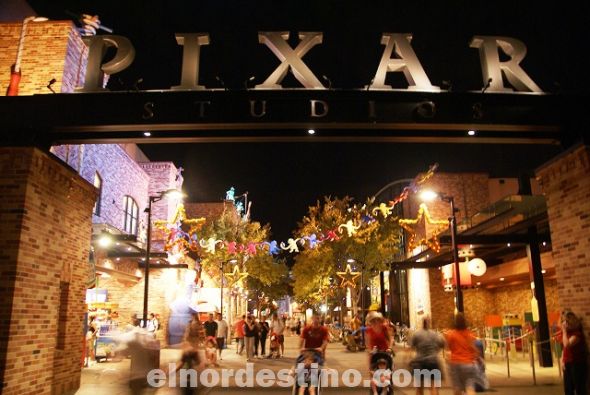 Disney Hollywood Studios es el Parque inspirado en las películas de Disney, donde visitando las distintas atracciones y shows se puede sentir la magia de las más clásicas películas de Disney, como La Sirenita, La Bella y La Bestia y Toy Story… combinadas con otras más modernas como Star Wars. (Foto: Intertours).