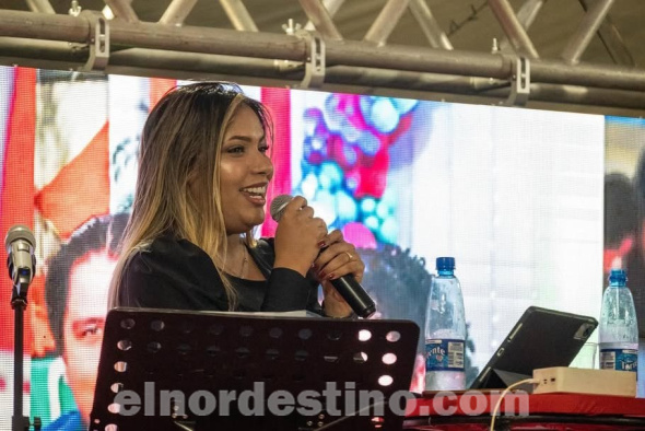 Las festividades de Navidad y Año Nuevo ya son una tradición que reúne a los estudiantes que no pudieron viajar a su ciudad de origen, según el calendario de actividades de la Universidad Central del Paraguay cada Diciembre. (Foto: Asesoría de Prensa de Universidad Central del Paraguay sede Pedro Juan Caballero).