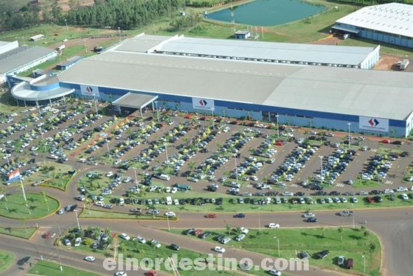 Aumentan las expectativas por el Black Friday Frontera en Shopping China