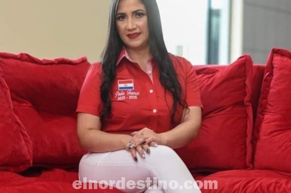 El presidente de la Junta Departamental de Amambay abogado Luis Guillén participó de una actividad social acompañando a la posible candidata a intendente para el período 2021/2025 Perla Franco y su esposo Juan Ramón Velázquez. (Foto: Facebook Perla Franco).