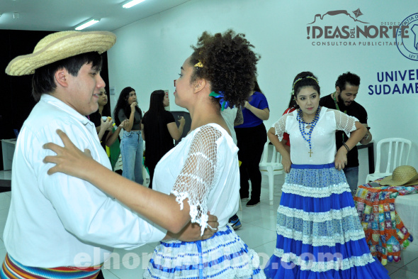 Encuentro Artístico Cultural “Afianzo mis Conocimientos sobre la Cultura de los Pueblos” en Universidad Sudamericana